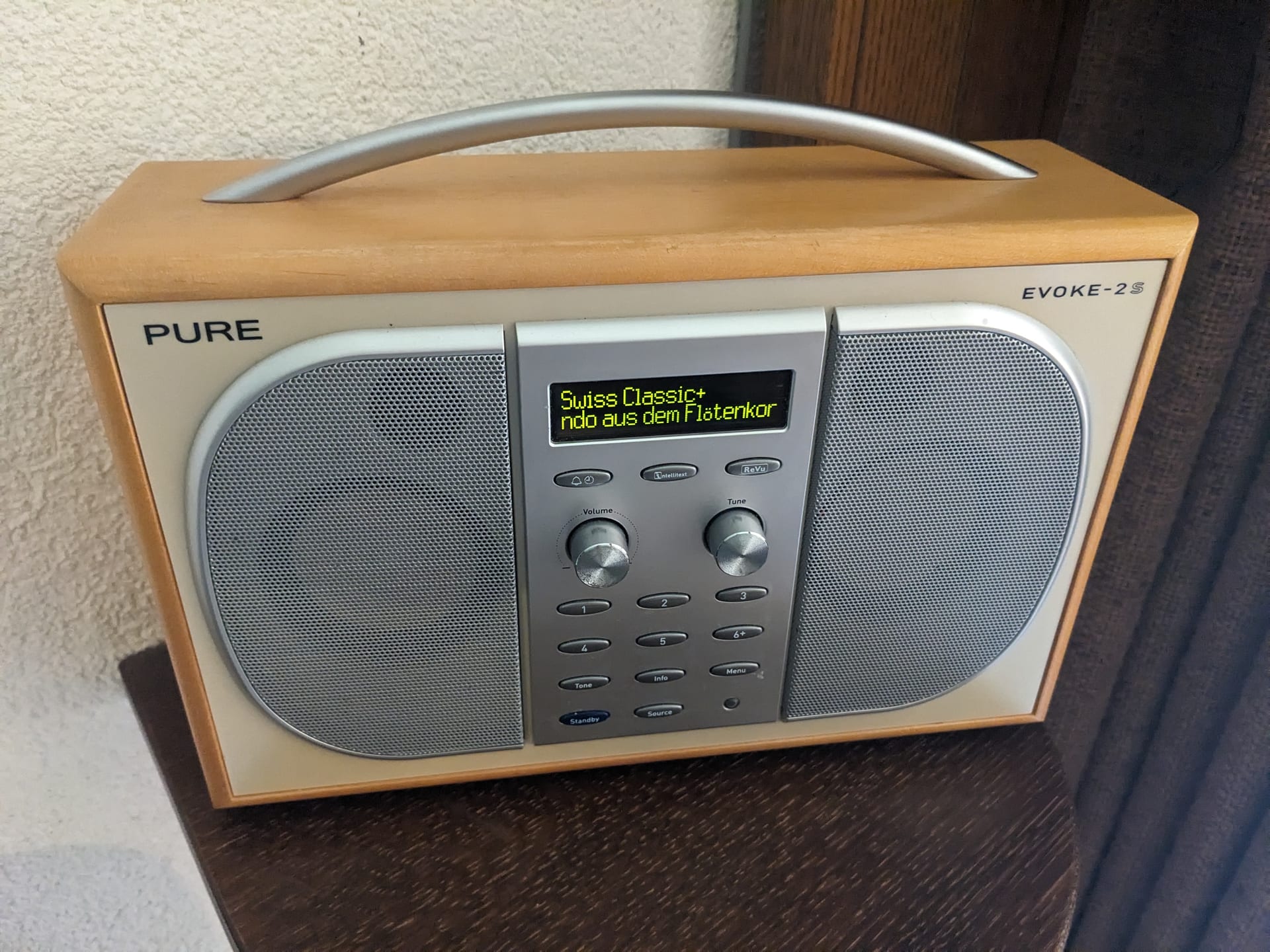 DAB-Radio Pure mit AUX-Eingang und Bluetooth-Adapter
